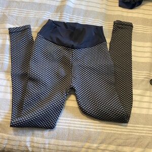 Tahira scrunch butt leggings